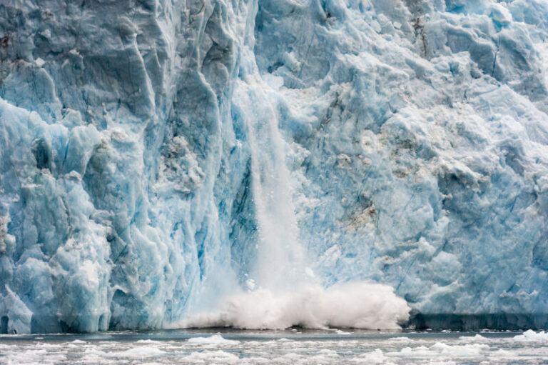 Bizarre, nine-day seismic signal caused by epic landslide in Greenland