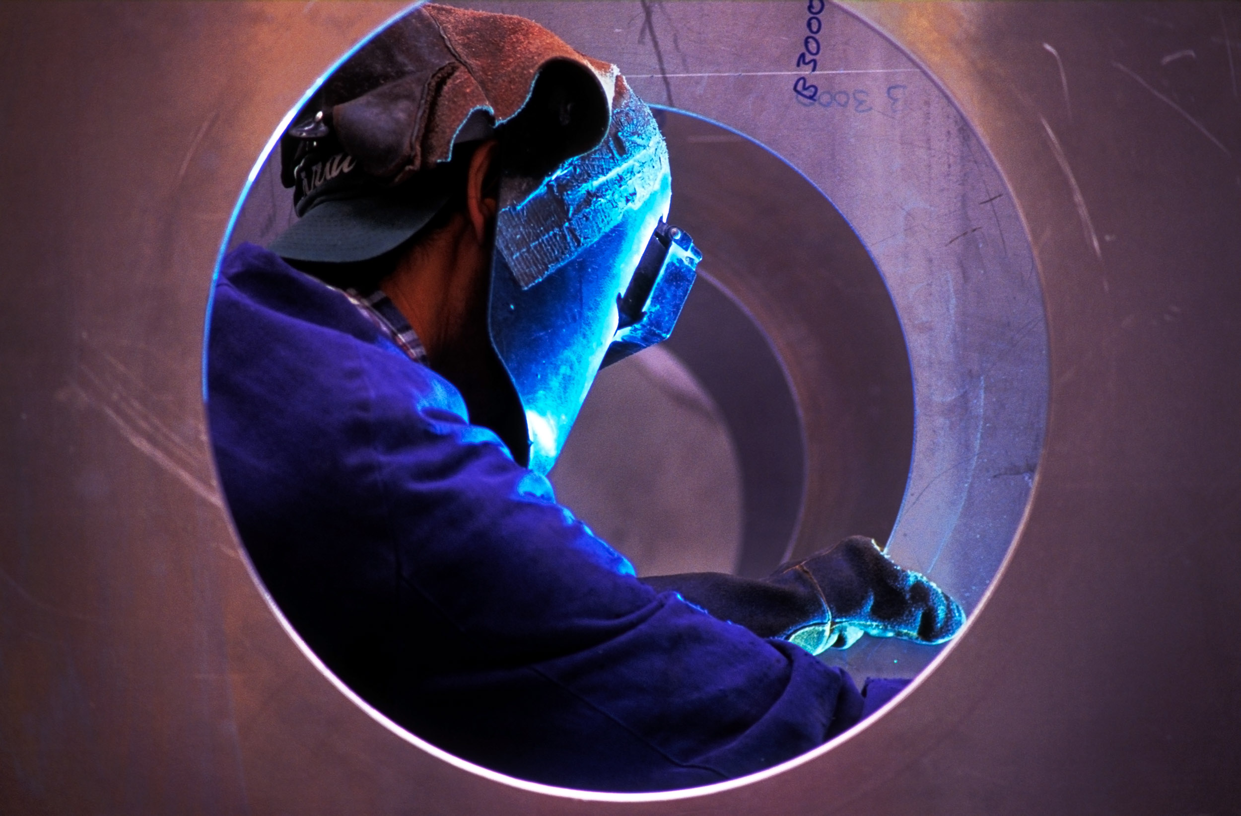 welder with blue side light